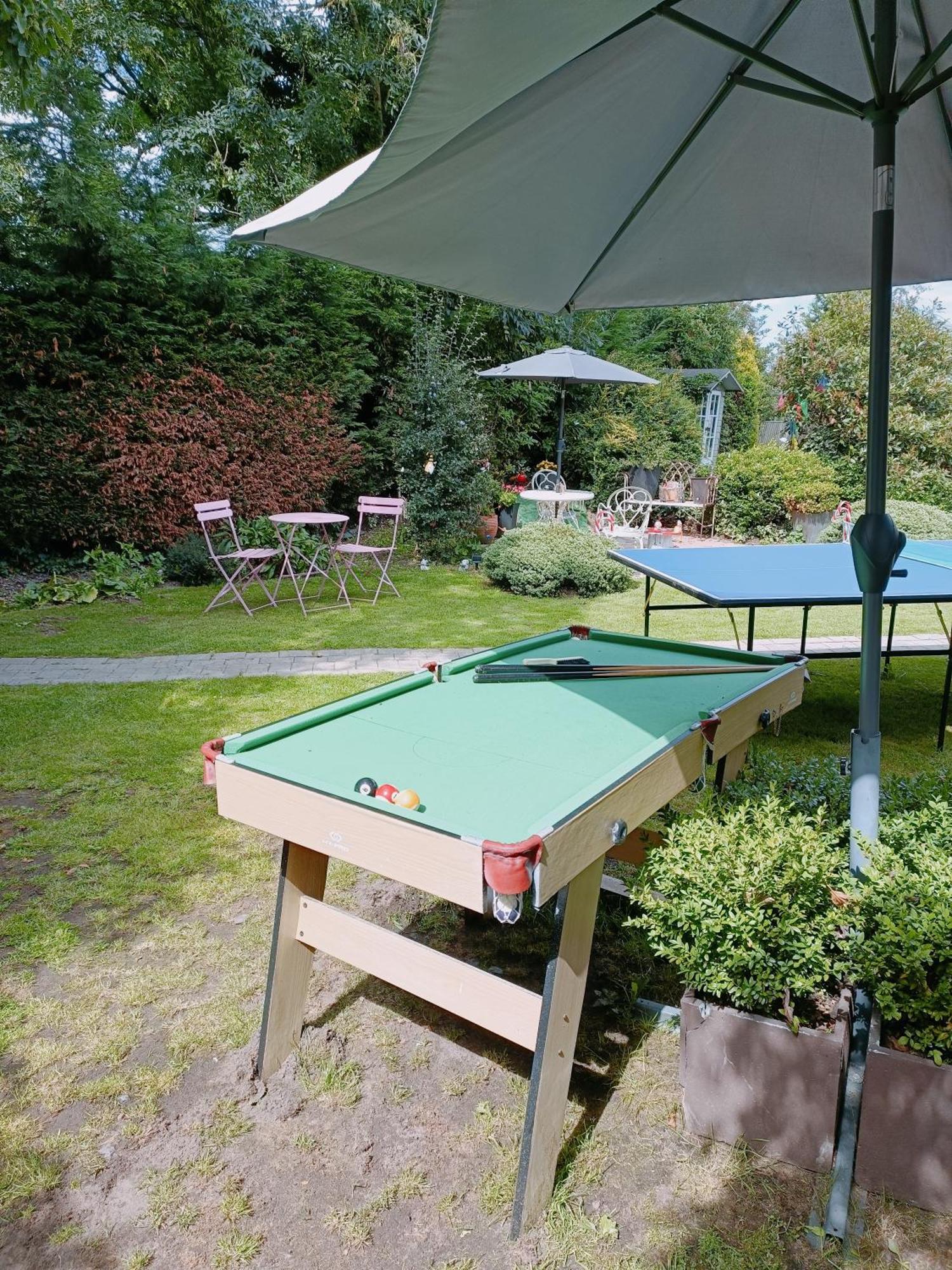 The White Dove Bed And Breakfast With Bell Tents And Private Hot Tubs Coddington  Zewnętrze zdjęcie